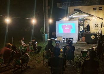 Nobar  Menolak Punah di area Kampus  Polimdo, Tansa – Tarantula – Coffe  HitamKribo  Bahas Dampak Fast Fashion terhadap Lingkungan