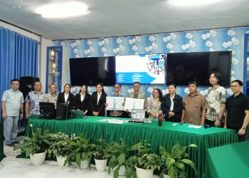 Polimdo Hadirkan Inovasi Trainer Mikrokontroler Bagi SMK N 2 Manado: Mendukung Pembelajaran Coding dan AI
