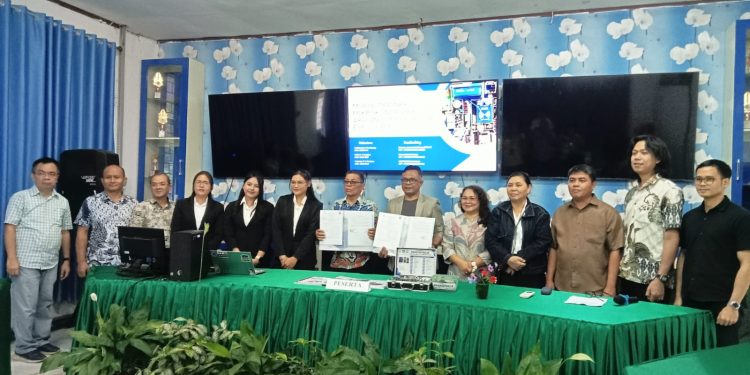 Polimdo Hadirkan Inovasi Trainer Mikrokontroler Bagi SMK N 2 Manado: Mendukung Pembelajaran Coding dan AI