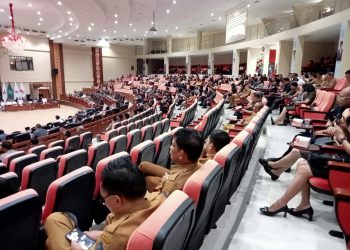 Paripurna DPRD Sulut Kian Sepi dari Seruan Aspirasi, Mayoritas Memilih Berpantun