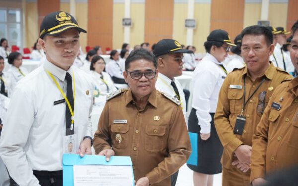 Heronimus Makainas Tekankan Profesionalisme dan Integritas ASN saat Tutup Latsar CPNS Sitaro 2026