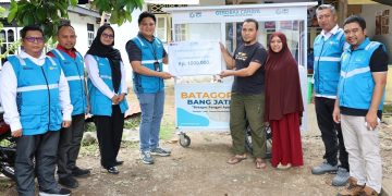 Program Gerobak Cahaya yang digulir PLN UP3 Kotamobagu. (foto: Humas PLN)