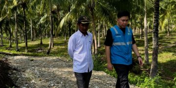 Program Tanggung Jawab Sosial dan Lingkungan dari PLN menghadirkan Jalan Usaha Tani di Pohuwato. (foto: Humas PLN)