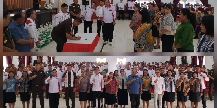 Foto bersama usai pelantikan Ketua dan Pengurus DPC Talaud Srikandi Jaga Desa.