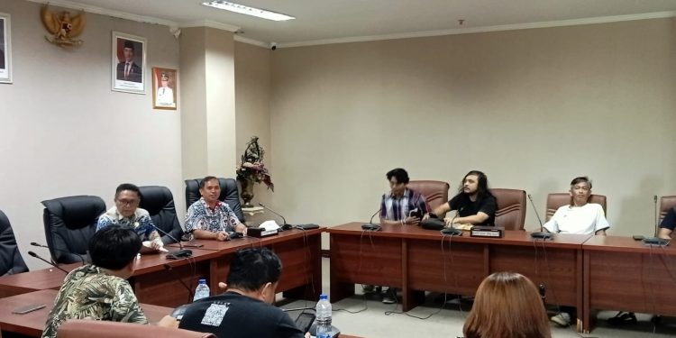 Sekwan Definitif Niklas Silangen Gelar Syukuran Bersama Wartawan, Tegaskan Komitmen Transparansi dan Sinergi dengan Pers