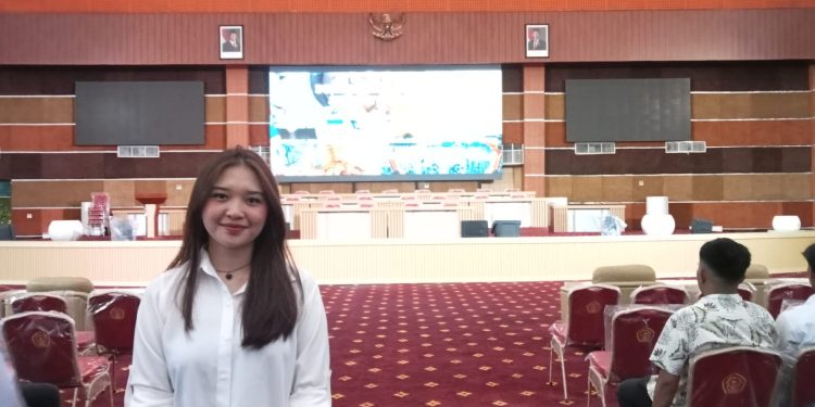 Belajar Mesin hingga Panel Surya, Christyvena Rau Siap Buktikan Kemampuan di Dunia Industri