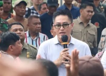 Dari Ruang Komisi  hingga Masa Aksi, Royke Anter Konsisten Mengawal Aspirasi Rakyat Sulut
