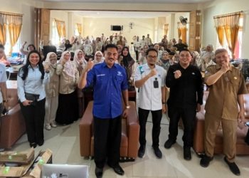 Program TJSL PLN Sulutenggo ikut mengakselerasi dunia pendidikan di Palu Sulawesi Tengah. (foto: Humas PLN)