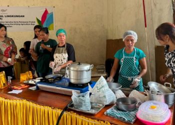 Program TJSL berupa peningkatan kapasitas yang dilaksanakan PLN di Desa Tarabitan Minahasa Utara. (foto: Humas PLN)