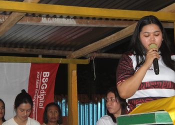 Wakil Bupati Kepulauan Talaud, Anisya Gretsya Bambungan, SE saat memberikan sambutan sekaligus membuka open turnamen bola voli justice porodisa cup 2026.