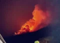 Gunung Karengetang Erupsi, Plt. Bupati Sitaro Imbau Masyarakat Tetap Waspada