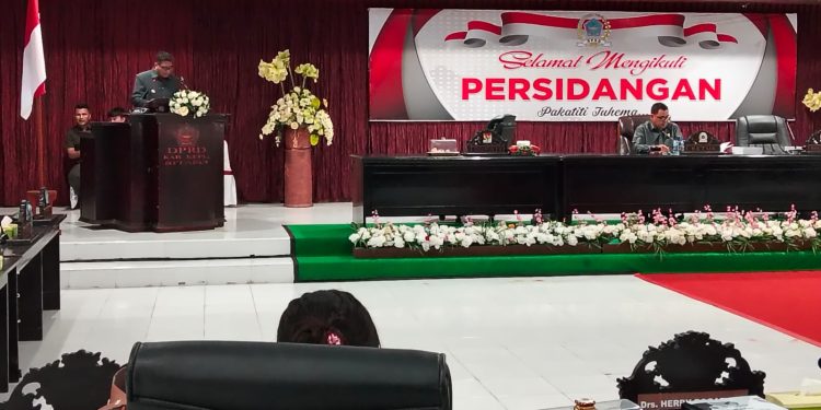 Plt. Bupati Sitaro Sampaikan KUA-PPAS APBD 2027 ke DPRD: Sinkronisasi Pembangunan dan Efisiensi Anggaran