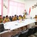 Plt Bupati Heronimus Makainas Pimpin Rapat Kerja TAPD Terkait Perencanaan dan Penganggaran Daerah