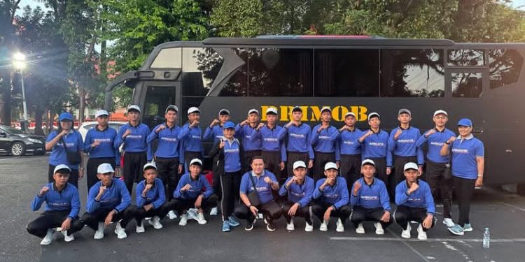 Foto: Pelajar SMP Sangihe B tampil kompak hingga meraih juara pertama gerak jalan Sulut. (Dok. Istimewa)