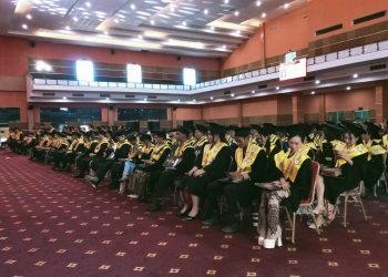 Wisuda Polimdo Gelombang Pertama, 275 Lulusan Dilepas: Maryke Pesan Jaga Kesetiaan