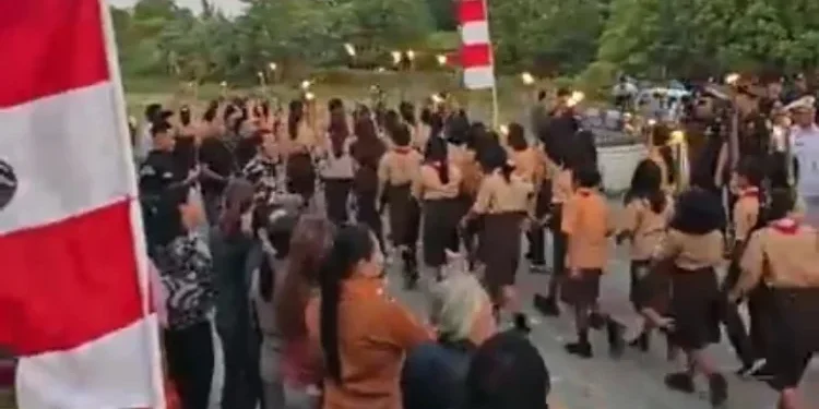 Potret pawai Taptu dalam rangka memperingati Hari Ulang Tahun (HUT) ke-81 Kemerdekaan Republik Indonesia.