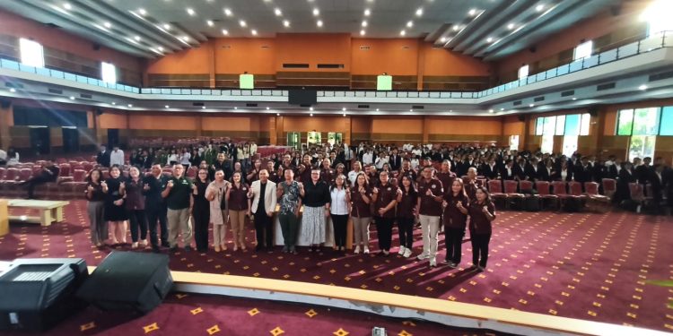 Polimdo MoU dengan Berbagai Industri, Pesan GM Aston Manado untuk Mahasiswa Pariwisata Polimdo