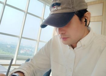 Marxalexander Kaphahang, admin publik talaud.
