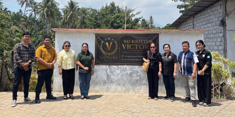 Polimdo Tingkatkan Keselamatan Siswa SD Kristen Victory Lewat Pembangunan Pagar Beton