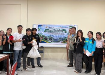 Polimdo Olah Limbah Daun dan Kayu Jadi Briket Arang Ramah Lingkungan