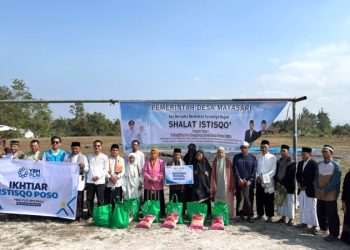 Kegiatan sosial yang digelar PLN ULP Palu di Poso baru-baru ini. (foto: Humas PLN)