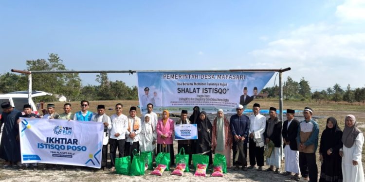 Kegiatan sosial yang digelar PLN ULP Palu di Poso baru-baru ini. (foto: Humas PLN)