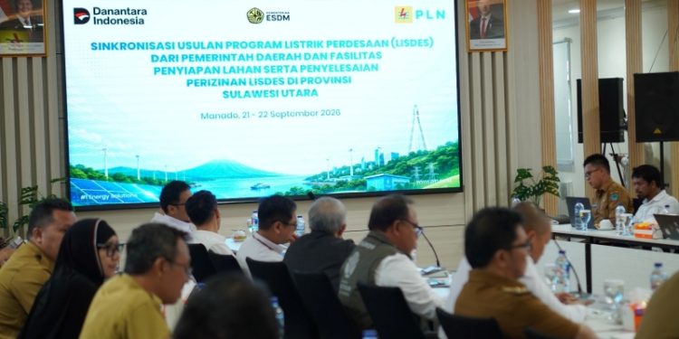 Pertemuan lintas pemerintah daerah di Sulut dengan manajemen PT PLN Sulutenggo di Manado. (foto: Humas PLN)