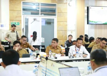 Plt Bupati Sitaro dan Kepedulian Listrik Perdesaan