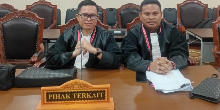 Vanderik Wailan, SH dan Mardianto Bungangu, SH