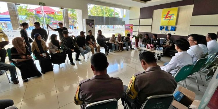 Upaya dilakukan untuk membangun penguatan energi kelistrikan di Kota Palu Sulteng dan sekitarnya. (foto: Humas PLN)