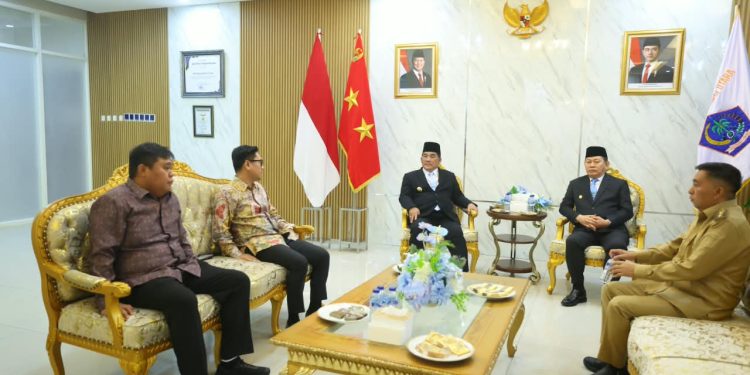 Foto: Wakil Bupati Sangihe Tendris Bulahari menghadiri pengukuhan Forum Penyuluh Antikorupsi Sulawesi Utara di Manado. (Dok. Istimewa)