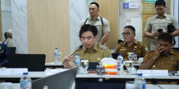 Foto: Bupati Sangihe Michael Thungari mendesak percepatan elektrifikasi pulau terluar tanpa menunggu target 2029. (Dok. Istimewa)