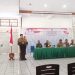 Foto: Bupati Kepulauan Sangihe memberi arahan dalam deklarasi damai pemilihan Kapitalaung serentak. (Dok. Istimewa)
