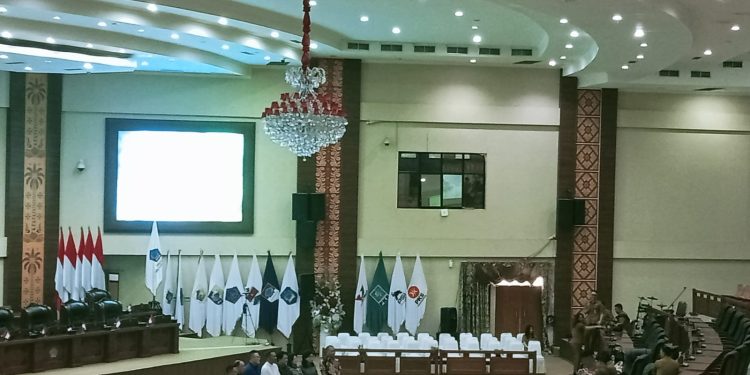 Ibadah Rutin Senin, Pimpinan dan Anggota DPRD Sulut yang Sering Hadir