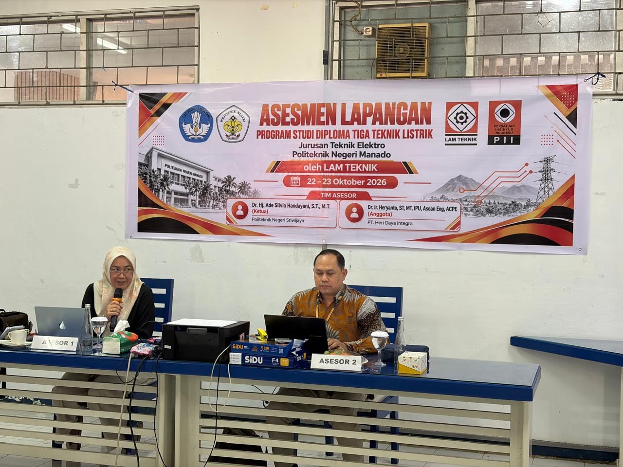 Proses akreditasi Prodi Listrik Teknik Elektro Polimdo. (Foto : istimewa)