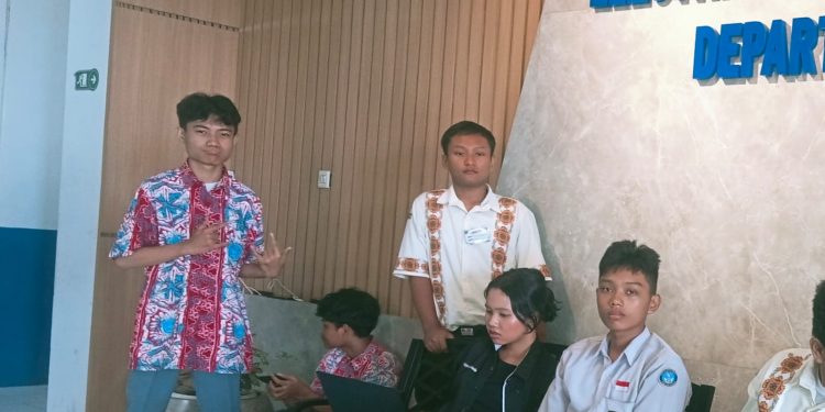 Tim Robotik SMA Negeri 8 Manado Bidik Juara di Robot Contest Polimdo
