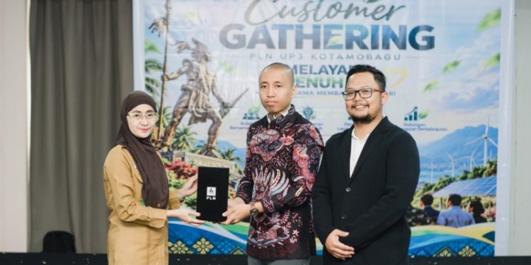 PLN UP3 Kotamobagu mempererat hubungan emosional dan sinergi dengan para pemangku kepentingan melalui kegiatan Customer Gathering. (foto: Humas PLN)
