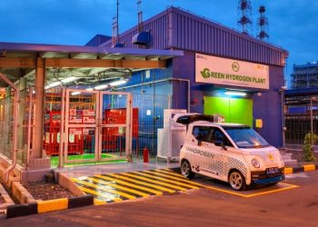 Tampak fasilitas Greenvoltaic Hydrogen Plant di Pembangkit Listrik Tenaga Gas dan Uap (PLTGU) Muara Karang yang memperoleh predikat Winner pada ASEAN Renewable Energy Project Awards 2026 kategori Emerging Low-Carbon Technologies. (foto: Humas PLN)